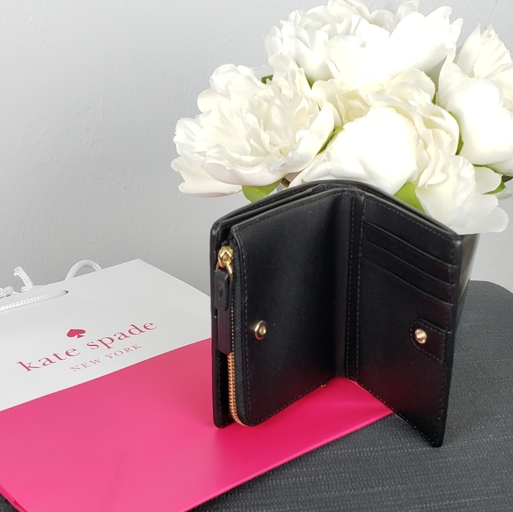 Kate Spade Small Shawn Larchmont Avenue Wallet - Picture 6 of 7